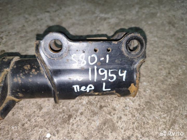 Стойка амортизатора передняя левая Volvo S80 седан