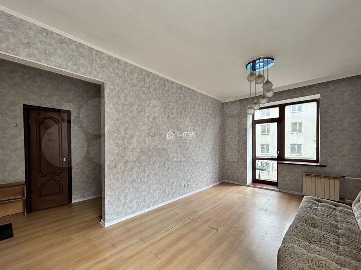 2-к. квартира, 55 м², 3/3 эт.