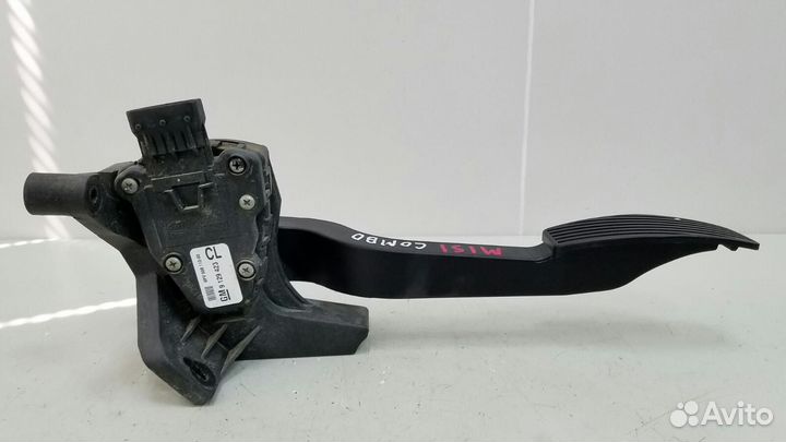 Педаль газа электронная Opel Combo C Van F25