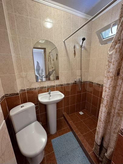 Комната 40 м², 1/2 эт.