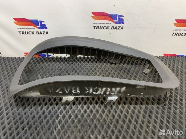 Рамка фары левой Man TGA