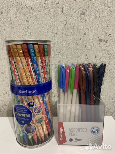 Набор ручек и карандашей