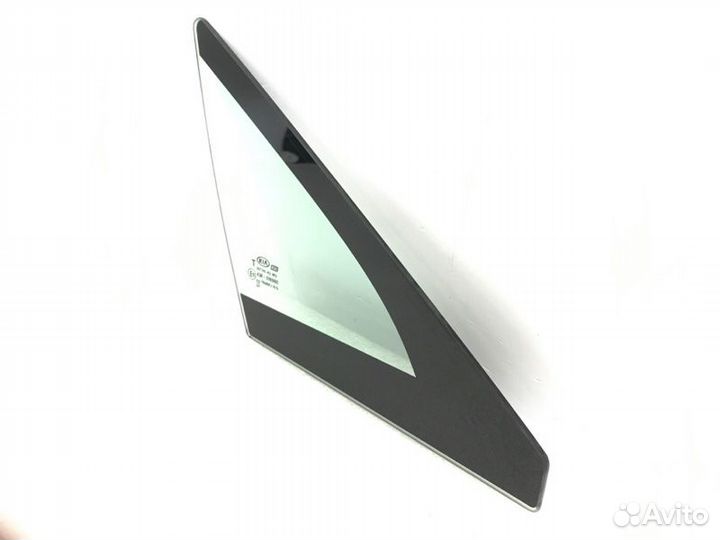 Форточка двери передняя правая Kia K5 2021