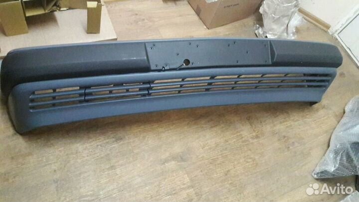 Бампер передний Mercedes Benz W124