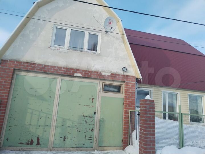 Дом 180,6 м² на участке 5,5 сот.