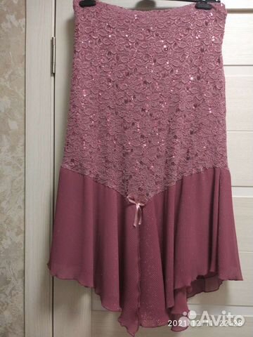 Костюм женский с юбкой