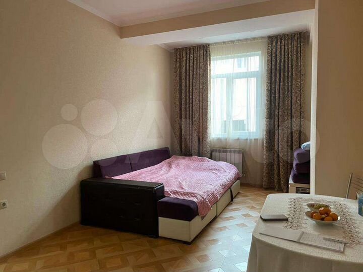 2-к. квартира, 55 м², 4/10 эт.
