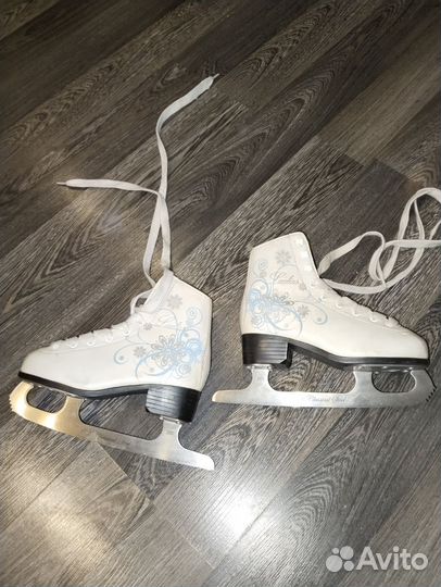 Коньки фигурные детские 31 размер