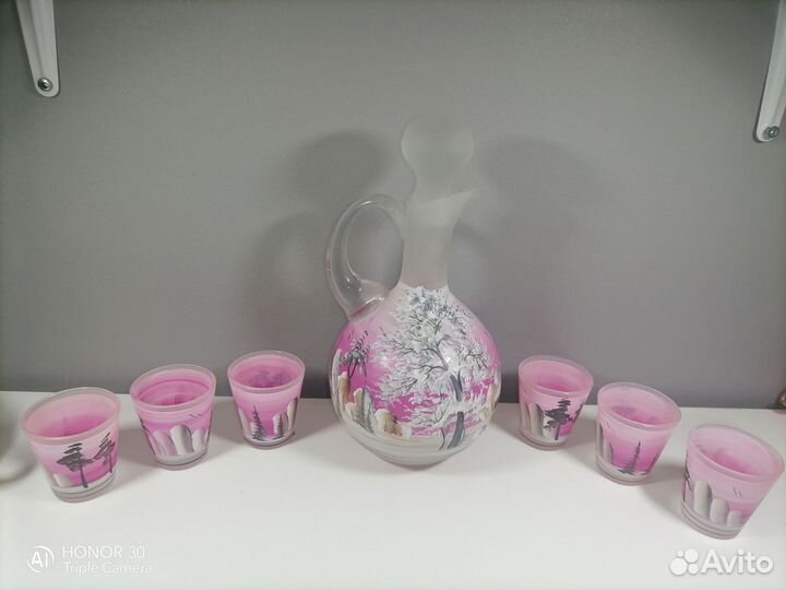 Графин с рюмками