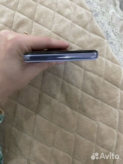 Телефон Samsung а 32