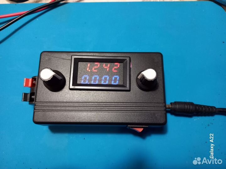 Лабораторный блок питания