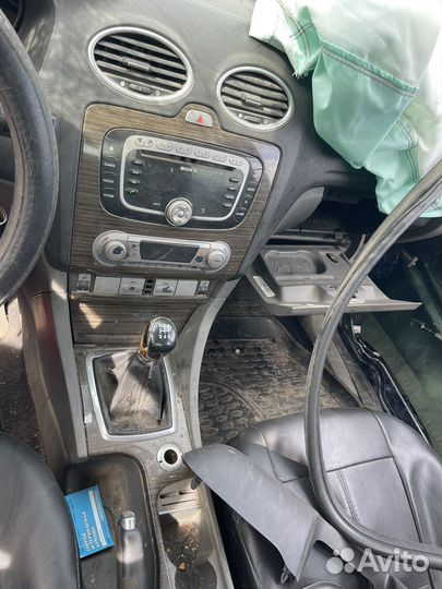 Ford focus 2 центральная консоль подлокотник