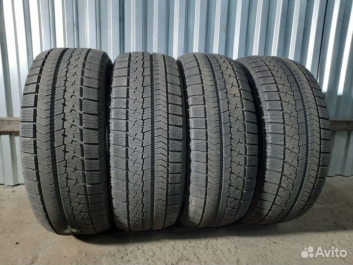 Bridgestone Blizzak VRX 205/55 R16