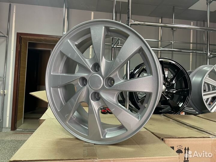 Литые диски R15 4/98 кик KC695 Silver Edition