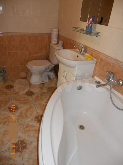 Комната 10 м² в 3-к., 1/2 эт.