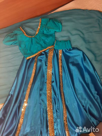 Костюм для индийских танцев для девочек