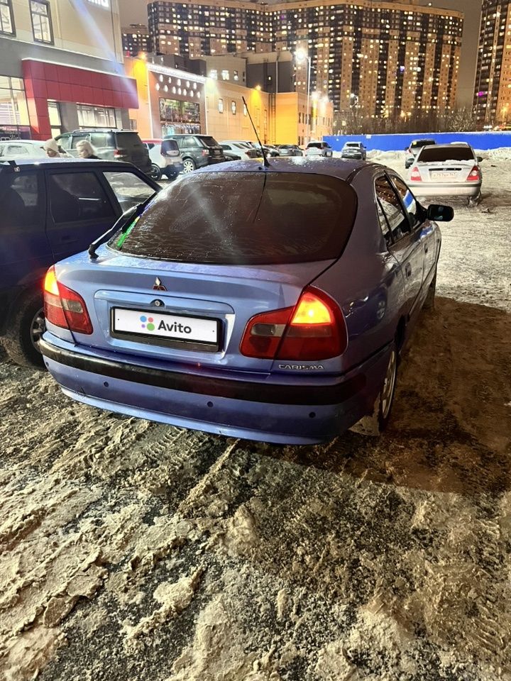 Mitsubishi Carisma: фото владельца