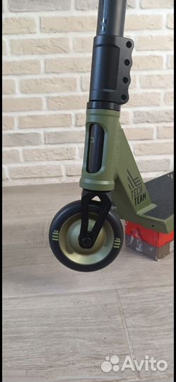 Трюковой самокат shreder