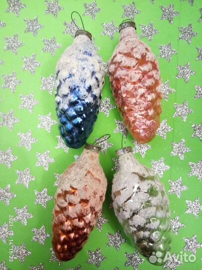 Елочные игрушки