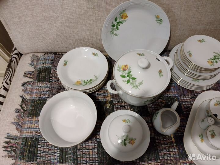 Столовый сервиз 