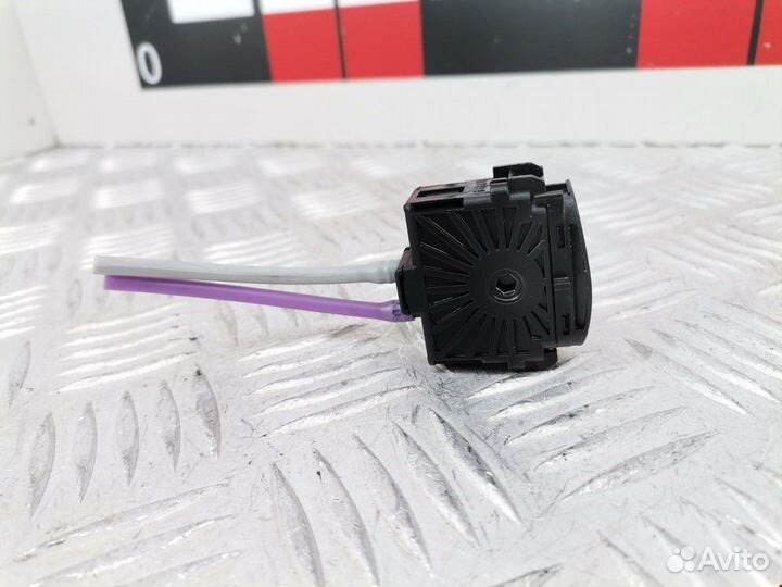 Кнопка корректора фар Mercedes-Benz C-Класс