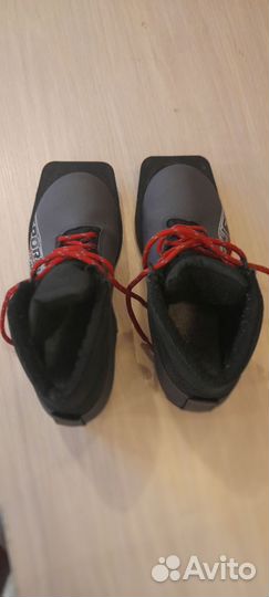 Лыжные ботинки