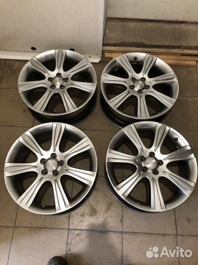 Оригинальные диски Subaru R18 made in japan