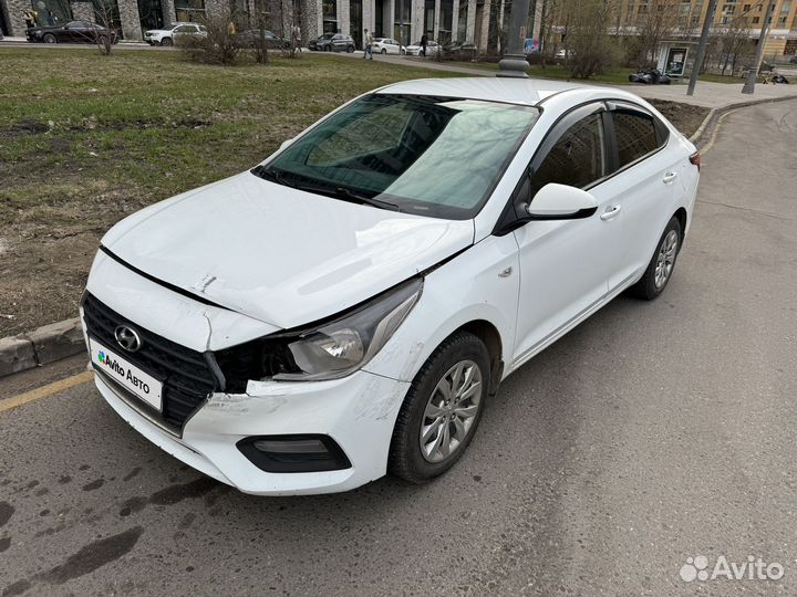 Hyundai Solaris 1.6 AT, 2018, битый, 475 000 км