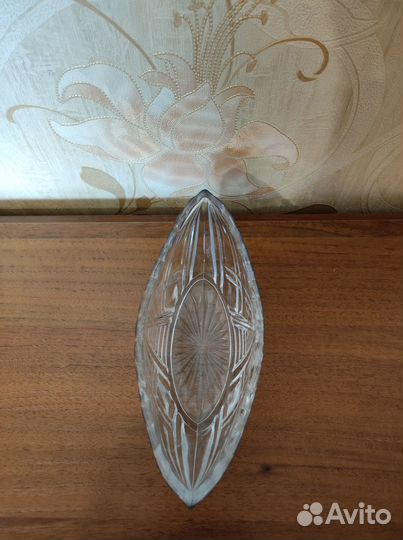 Конфетница хрустальная ладья