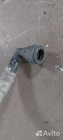 Трубка вакуумная на Volkswagen Touareg