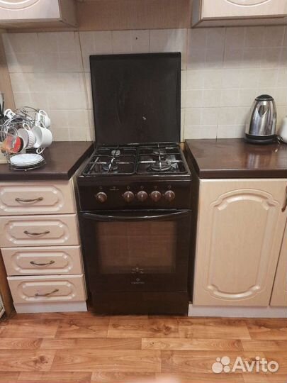 Газовая плита 4 конфорки бу