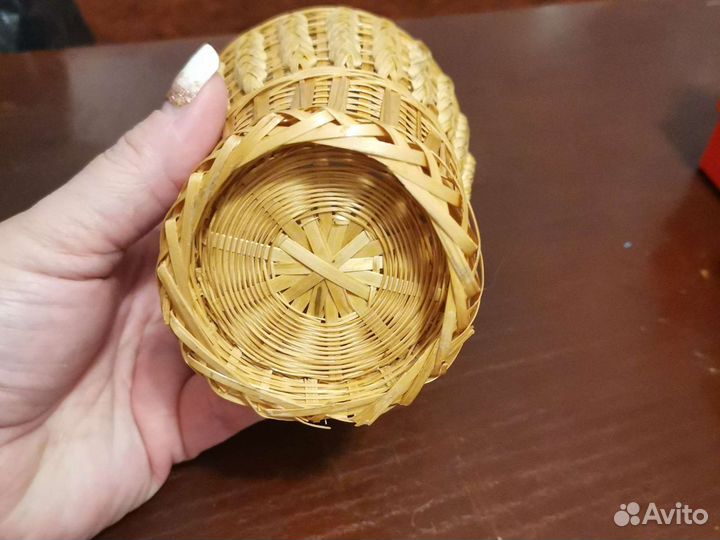 Соломенная ваза