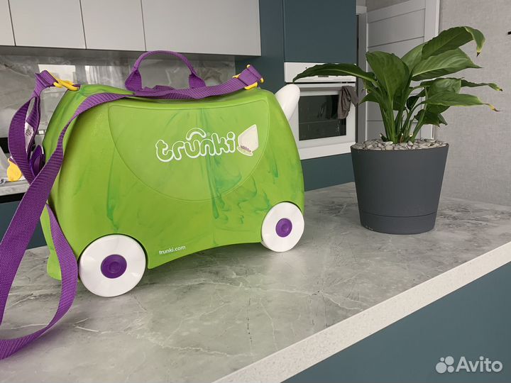 Детский чемодан trunki