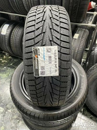 Hankook Winter I'Cept iZ 2 W616 205/55 R16