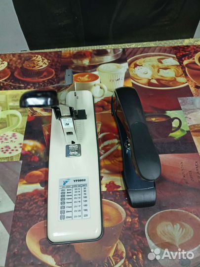 Степлер канцелярский