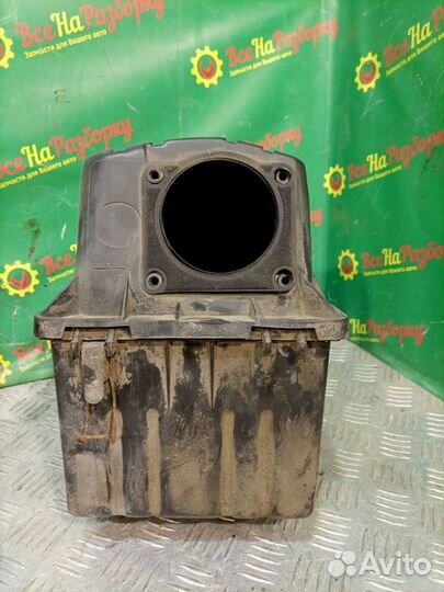 Корпус воздушного фильтра Ford Explorer