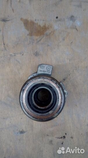 Рабочий цилиндр сцепления МКПП F17 на Опель