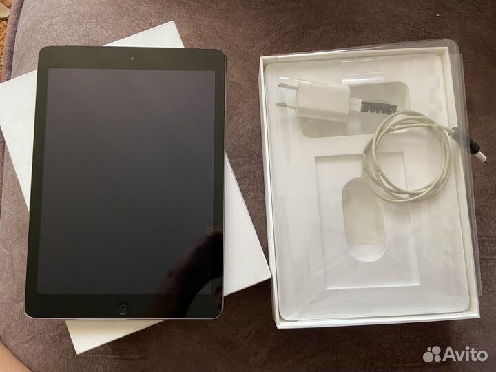 Планшет iPad air LTE