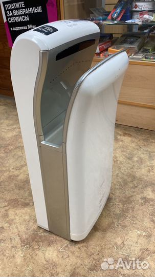Сушилка для рук Electrolux ehda/HPF-1200W