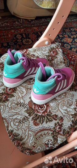 Кроссовки для девочки 29 размер