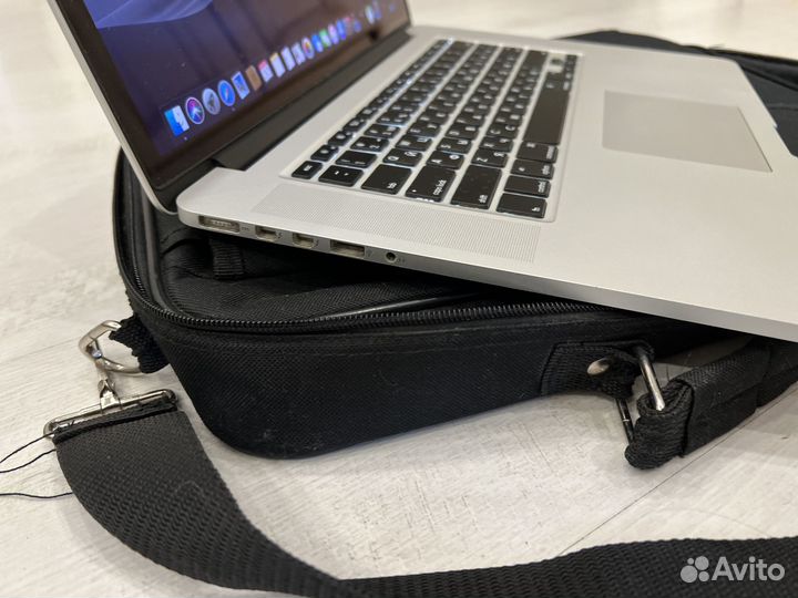 Apple MacBook Pro 15 2012 retina