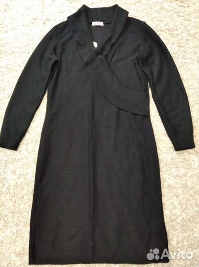 Платье шерстяное