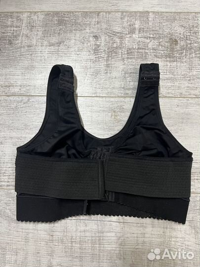 Компрессионный бюстгалтер послеоперационный