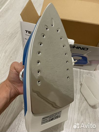 Утюг с парогенератором