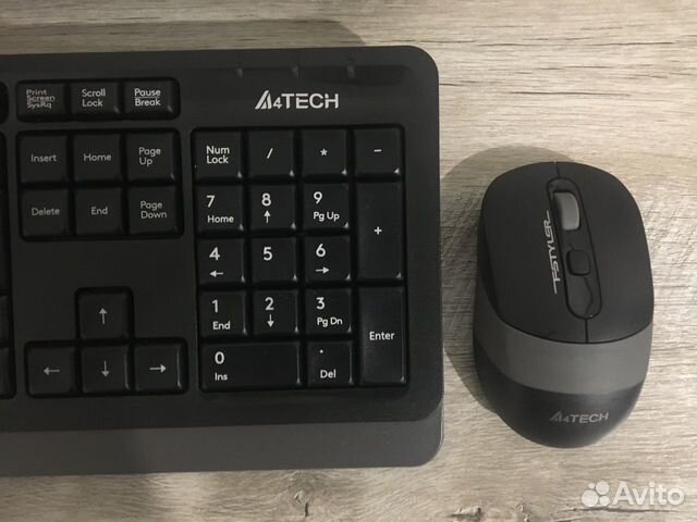 Беспроводная клавиатура и мышь