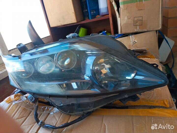 Продам передние фары Lexus RX 450H