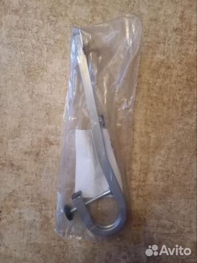 Кронштейн,держатель для датчика эхолота