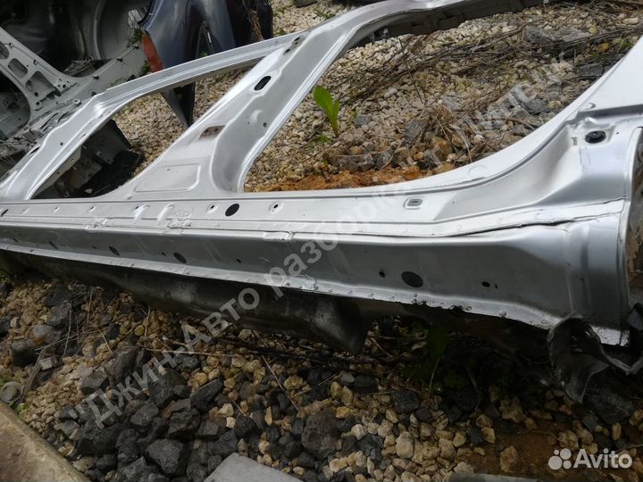 Левый порог со стойкой и задней аркой camry V40