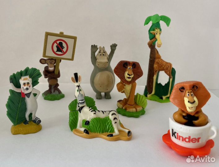 Кроты/ Мадагаскар/ Попугаи/ Жирафы/ Дракончики