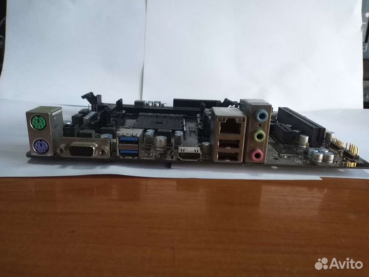 Материнская плата MSI A68HM-E33 V2